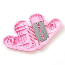 Load image into Gallery viewer, New arrival baby Barber's comb scissors Bangs scissors kids Hair cutter secure pink heart shape