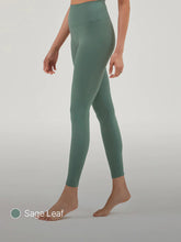 Load image into Gallery viewer, Airywin Signature 7/8 Leggings