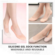 Load image into Gallery viewer, 🔥2023 New Sale🔥-Moisturizing Foot Mask Exfoliating Silicone Socks Beach Protective Socks