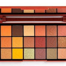 Load image into Gallery viewer, Sebile Revolution Eyeshadow Pallete