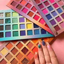 Load image into Gallery viewer, Pola Aylr 128 Color Eyeshadow Palette
