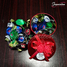 Load image into Gallery viewer, Round Jewelry Box with Candy