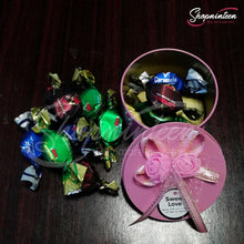 Load image into Gallery viewer, Round Jewelry Box with Candy