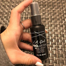 Load image into Gallery viewer, LA Girl PRO Prep HD Face Primer &amp; Makeup Setting Spray SET