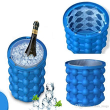 Load image into Gallery viewer, Space Saving Ice Cube Maker