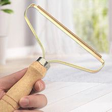 Load image into Gallery viewer, Lint Remover Clothes Fuzz Fabric Shaver Brush Tool