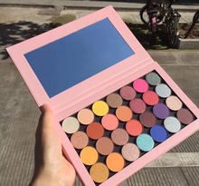 Load image into Gallery viewer, New KYLIE JENNER ONE OPEN PALETTE