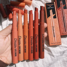 Load image into Gallery viewer, Refreshing Matte Lip Color