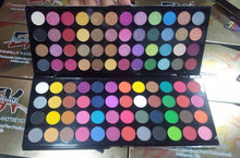 Load image into Gallery viewer, Makhmali + Matte 96 Colors eyeshadow Palette