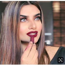 Load image into Gallery viewer, HB Matte Lipstick