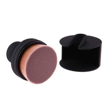 Load image into Gallery viewer, Ultra Soft and Smooth Foundation Brush