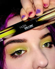 Load image into Gallery viewer, Huda Beauty 2in1 Matte &amp; Metal Melted eyeshadows