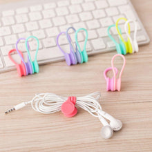 Load image into Gallery viewer, Pack of 5 - Magnetic Strip hooks