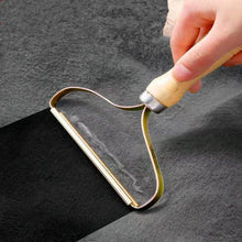 Load image into Gallery viewer, Lint Remover Clothes Fuzz Fabric Shaver Brush Tool