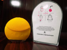 Load image into Gallery viewer, Rechargeable Electric face cleanser