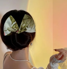 Load image into Gallery viewer, French Retro Lazy Hair Device