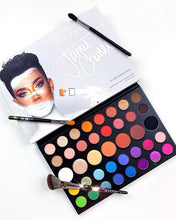 Load image into Gallery viewer, MORPHE The James Charles Artistry Palette