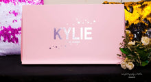 Load image into Gallery viewer, Kylie Jennier Complete make Box