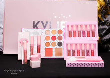 Load image into Gallery viewer, Kylie Jennier Complete make Box