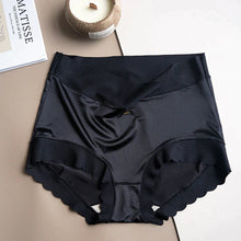 Load image into Gallery viewer, Antibacterial Ice Silk Moisture-absorbing Panties